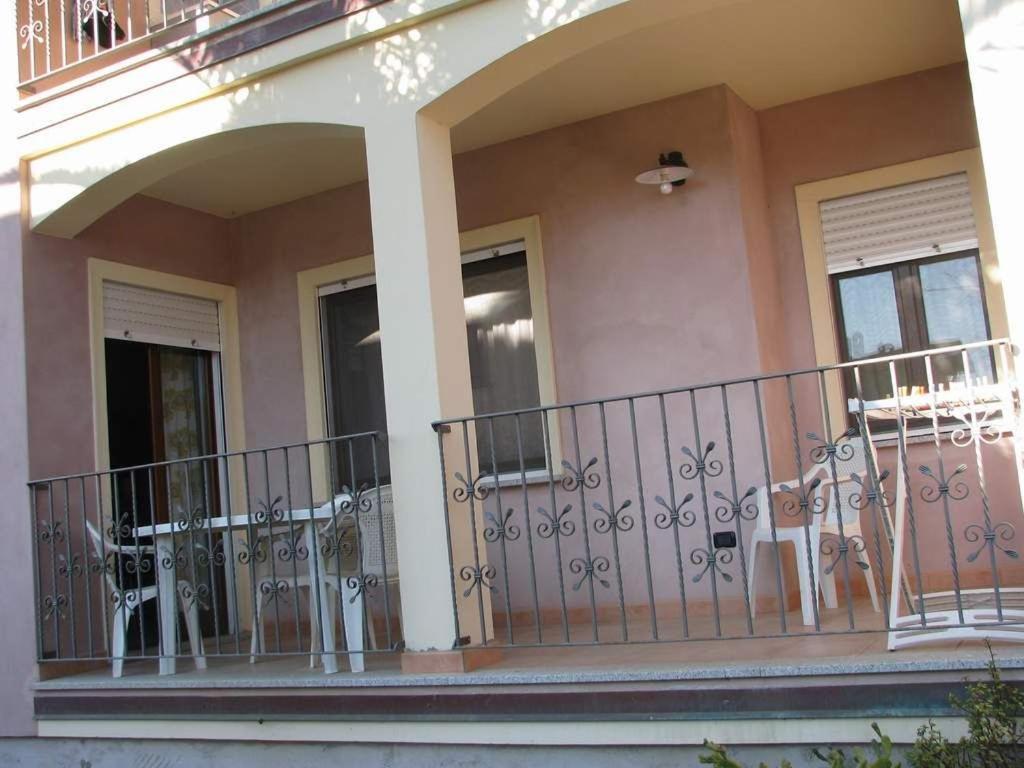 Portoghesi Apt Àrbatax Exterior foto